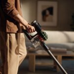 Aspiradora de escoba Dyson V8 Cyclone Negra - Imagen 9